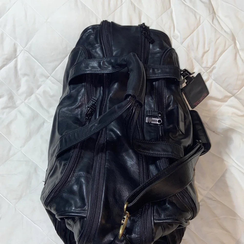 Vintage RARE TUMI Alpha Leather Duffle Bag Expandable XL Weekender Classic